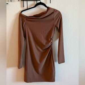 Off-Shoulder Ruched Bodycon Dress – Brown – Women’s Size L
